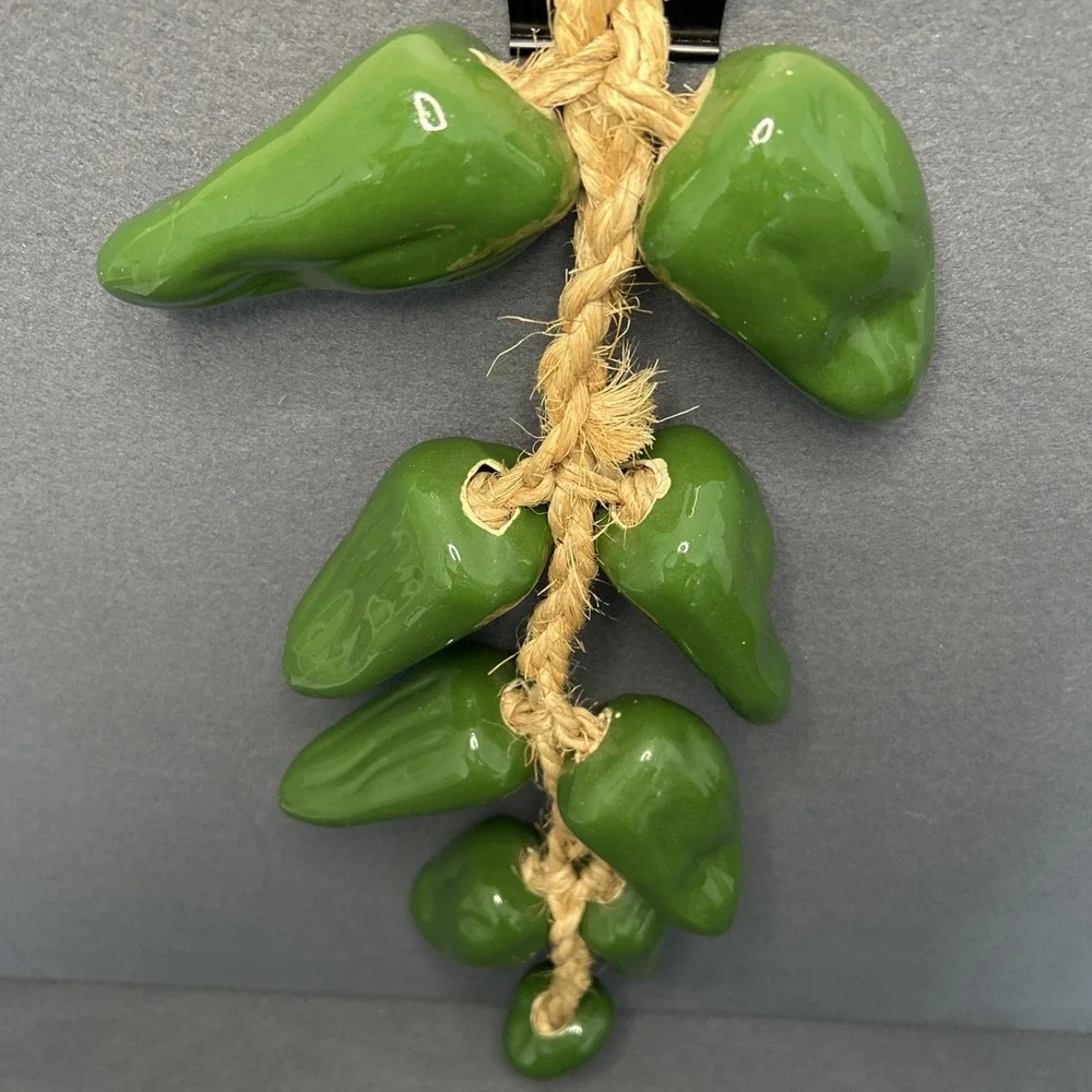 Ceramic Chili Pepper Ristra Hanging Decor Green‎ Jalapeno Peppers 25